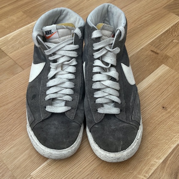 Nike Blazer Women’s 8.5 - Picture 2 of 4